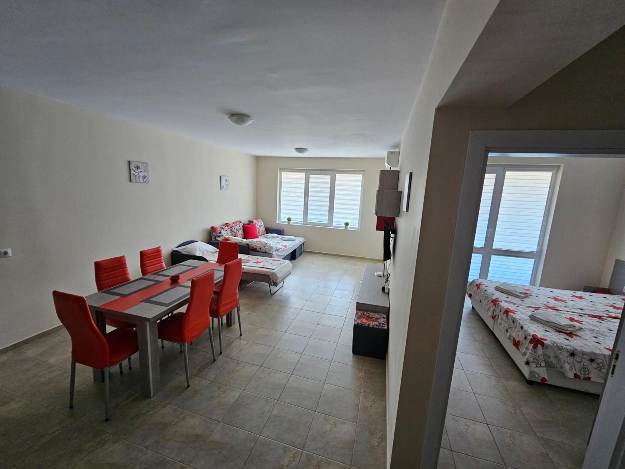 Апартаменти Кастро/Castro Apartments ツァレヴォ エクステリア 写真