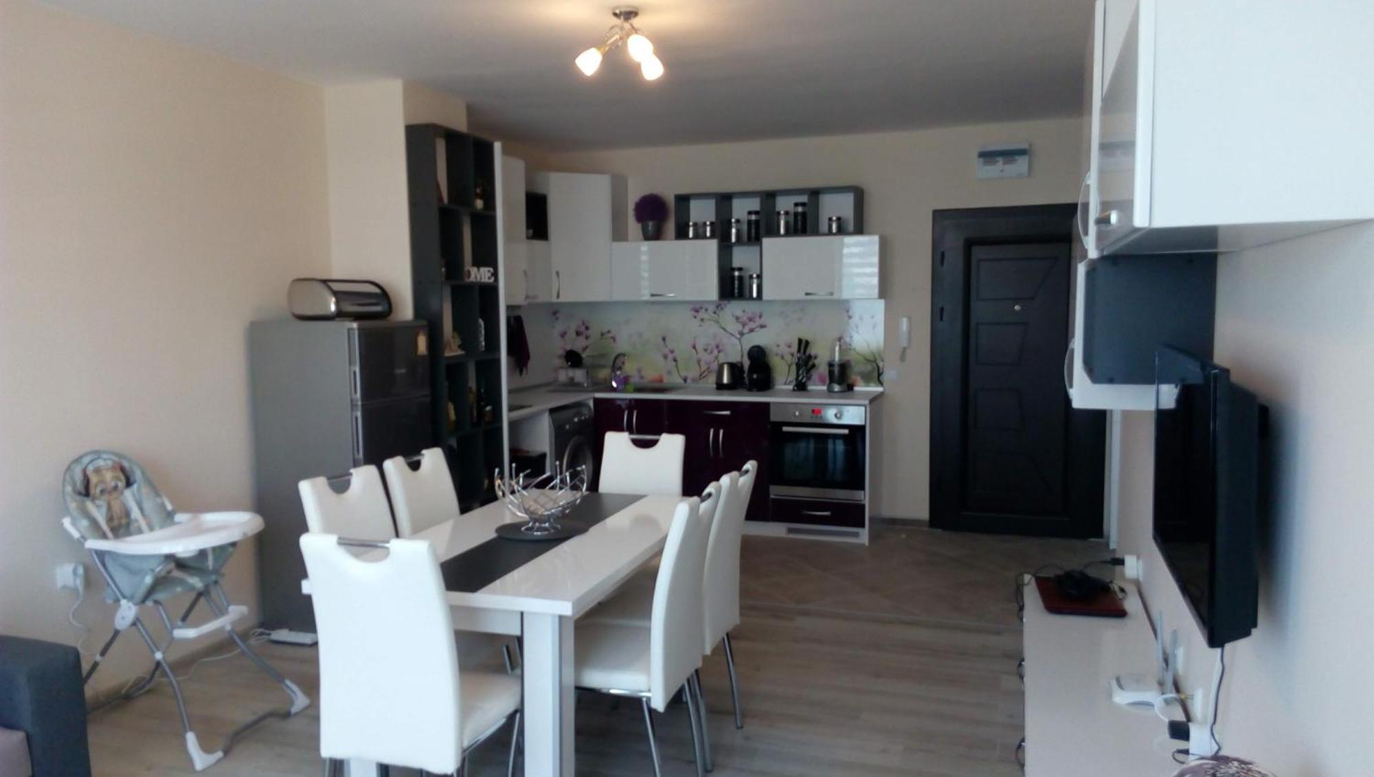 Апартаменти Кастро/Castro Apartments ツァレヴォ エクステリア 写真