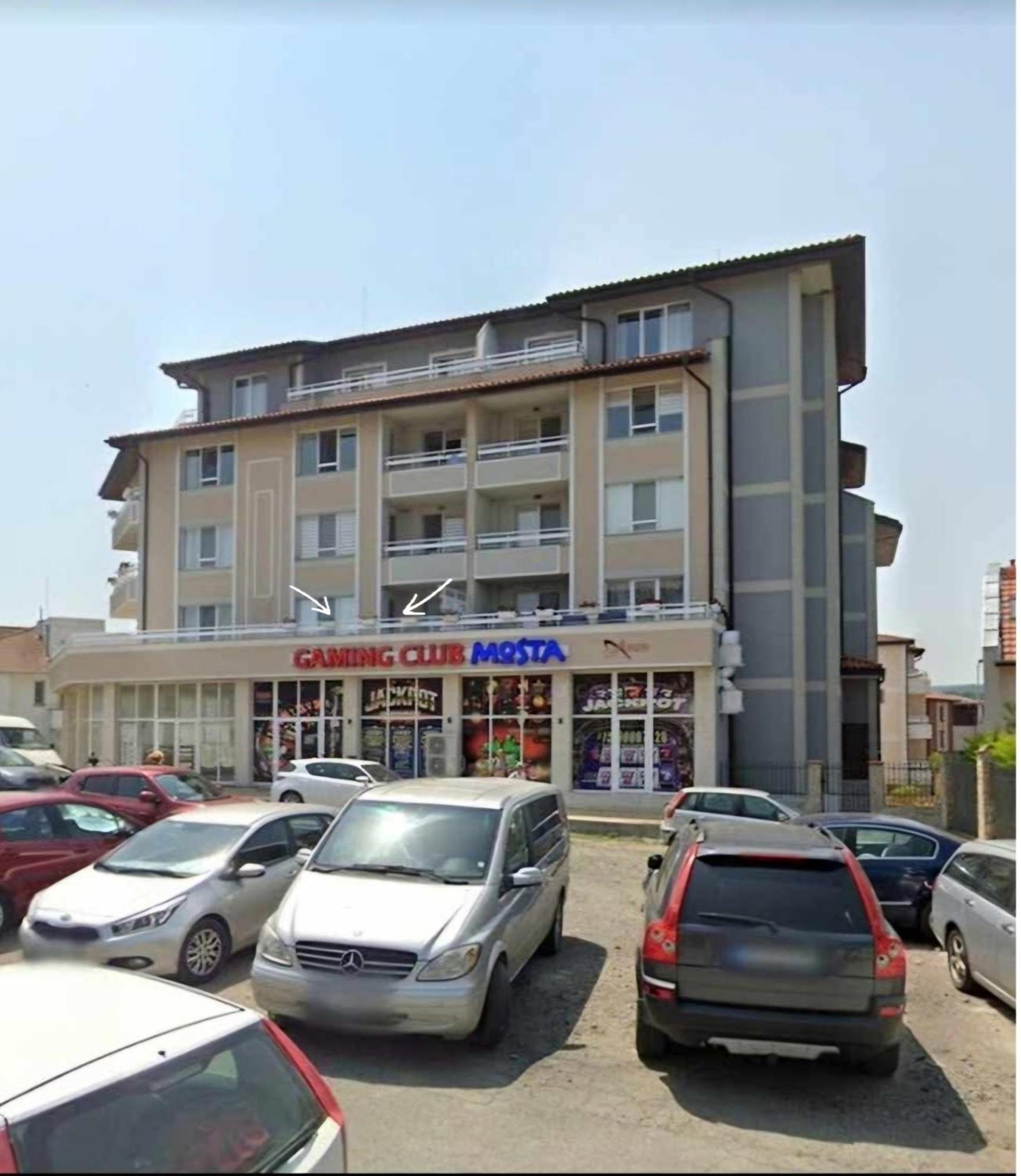 Апартаменти Кастро/Castro Apartments ツァレヴォ エクステリア 写真